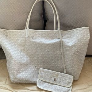 Beautiful white Goyard bag